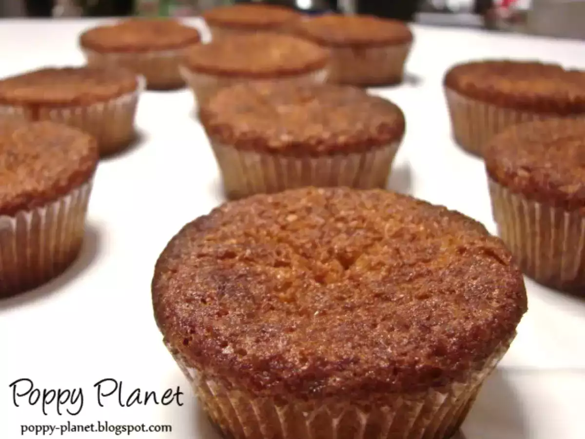 Muffins cu banane, ciocolata alba si frosting de branza - poza 7