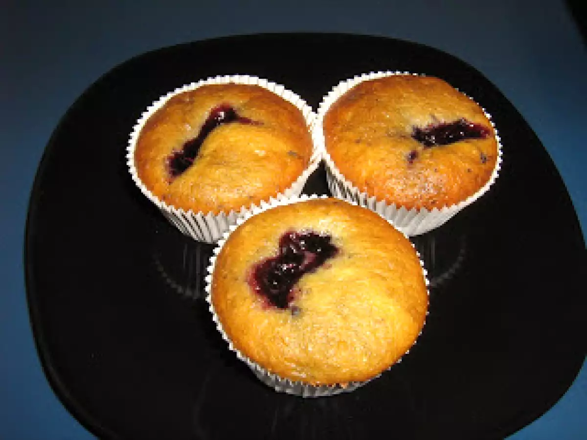 Muffins cu dulceata de afine - poza 8