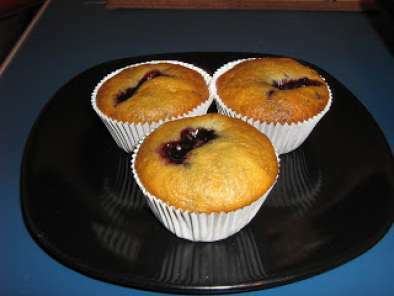 Muffins cu dulceata de afine