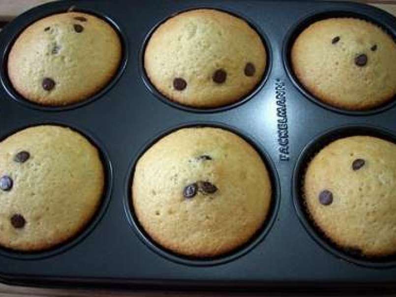 Muffins cu perle de ciocolata, poza 1