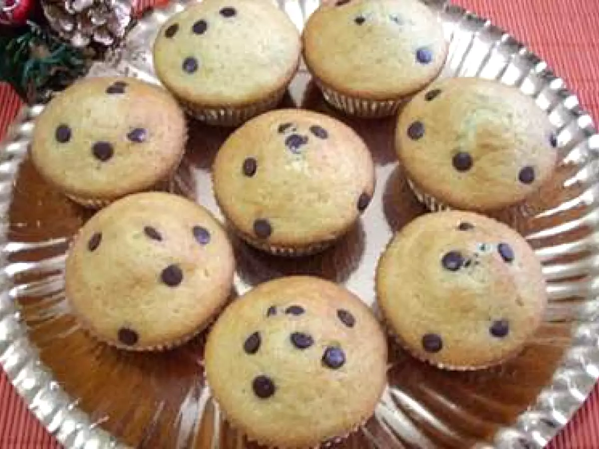 Muffins cu perle de ciocolata - poza 2