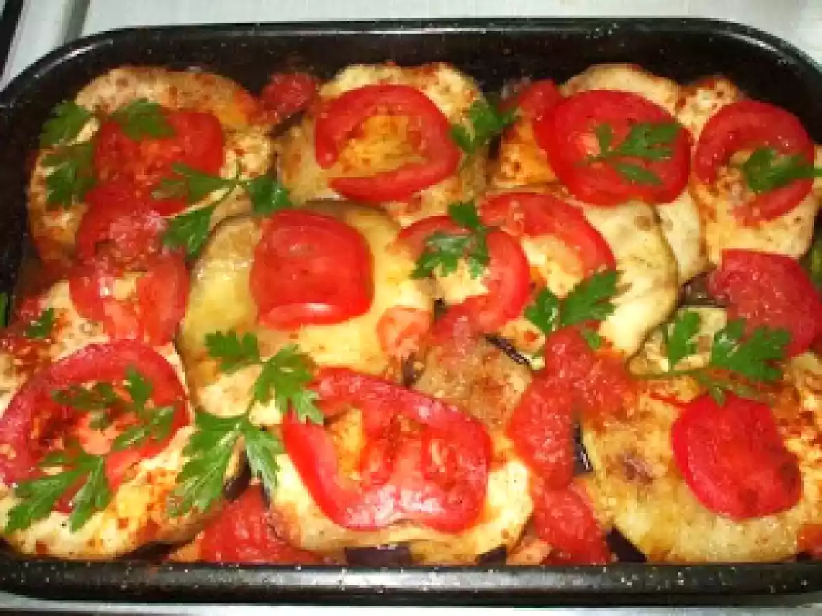 Musaca de vinete cu carne de curcan si costita - poza 5