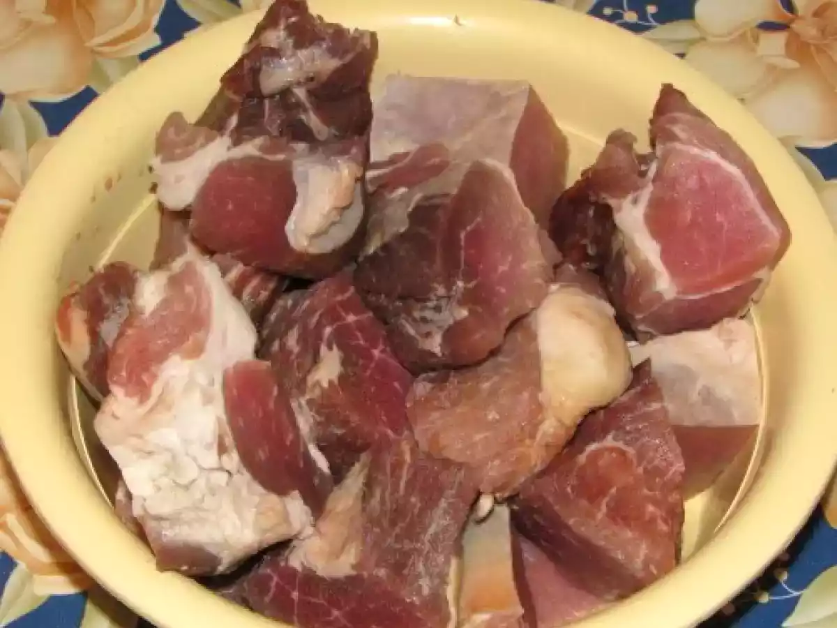 Muschi de porc afumat si pulpe superioare de pui cu legume mexicane si branza - poza 6