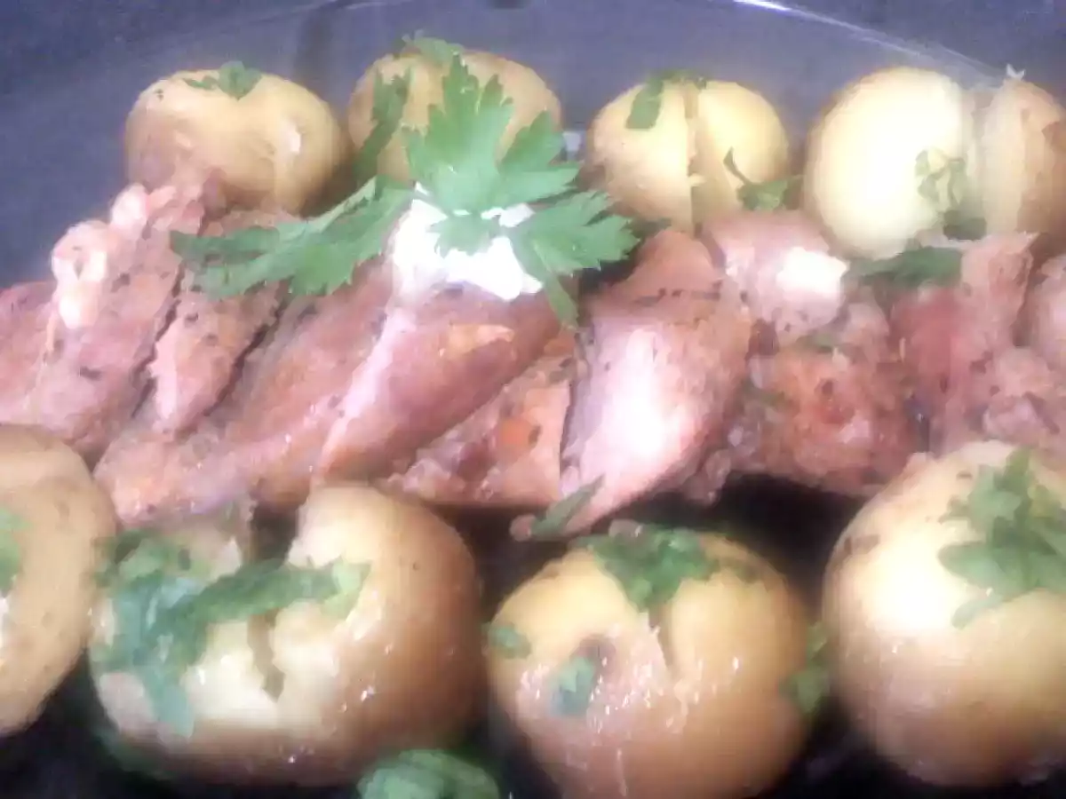 Muschi de porc cu cartofi la cuptor - poza 2