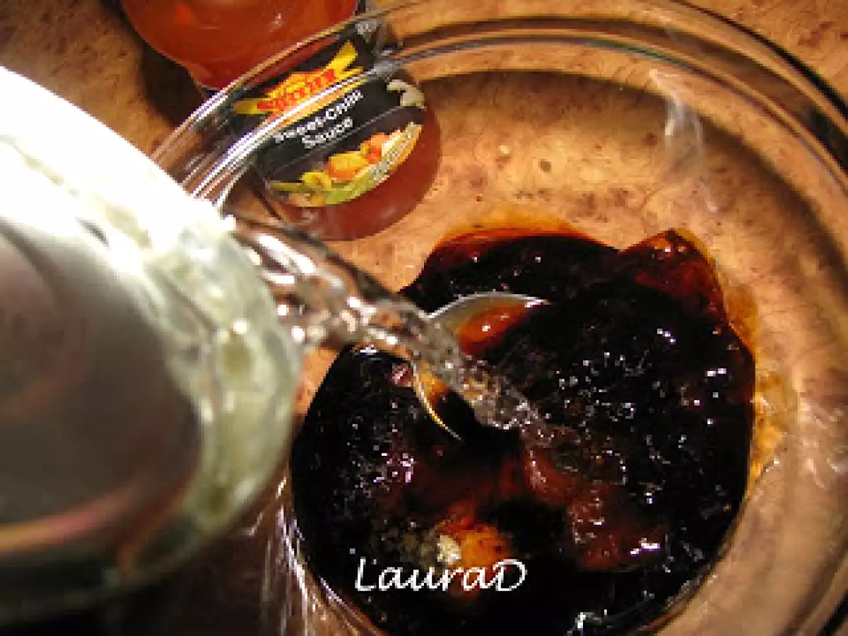 Muschiulet de porc cu ananas si sos picant