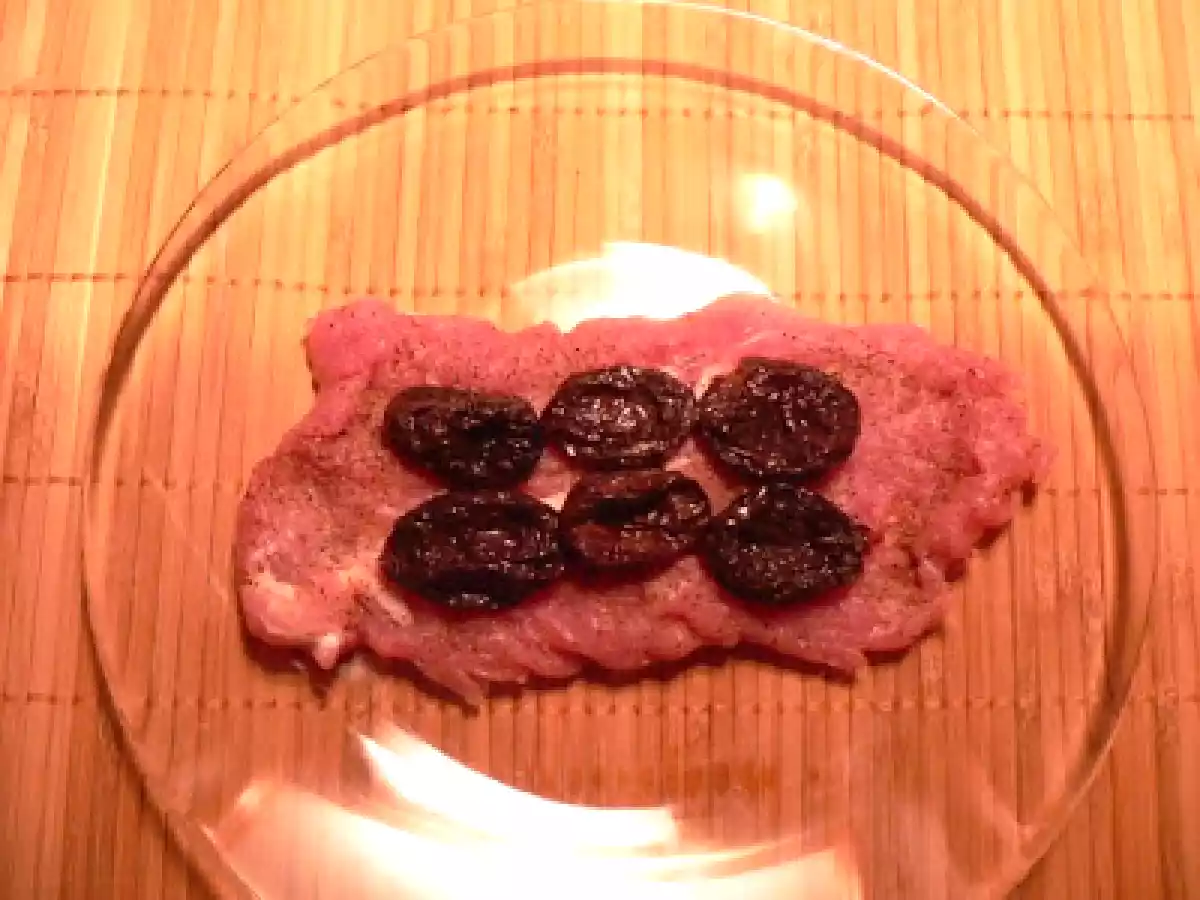 Muschiulet de porc cu prune - poza 2