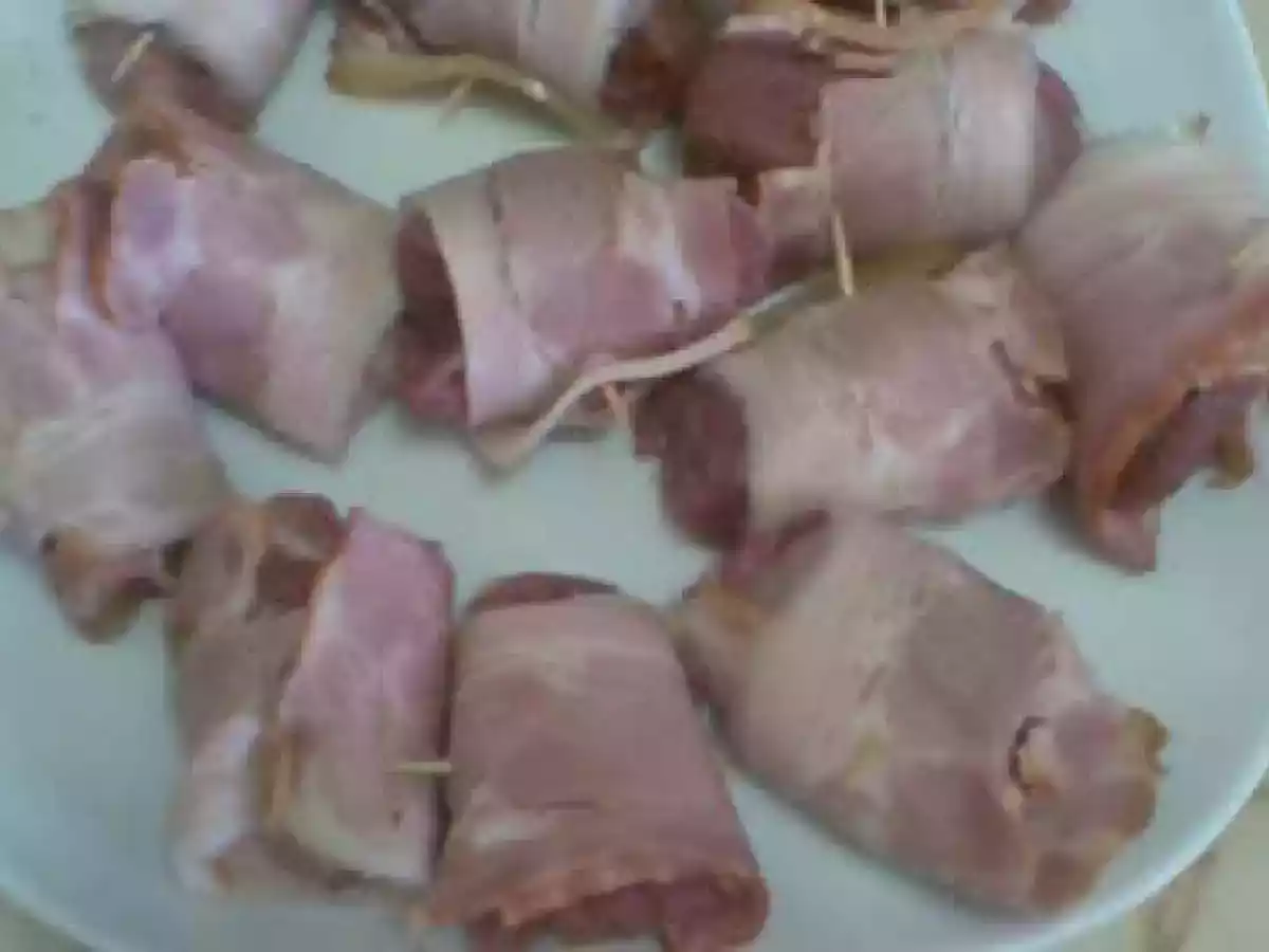 MUSCHIULET DE PORC INVELIT IN BACON