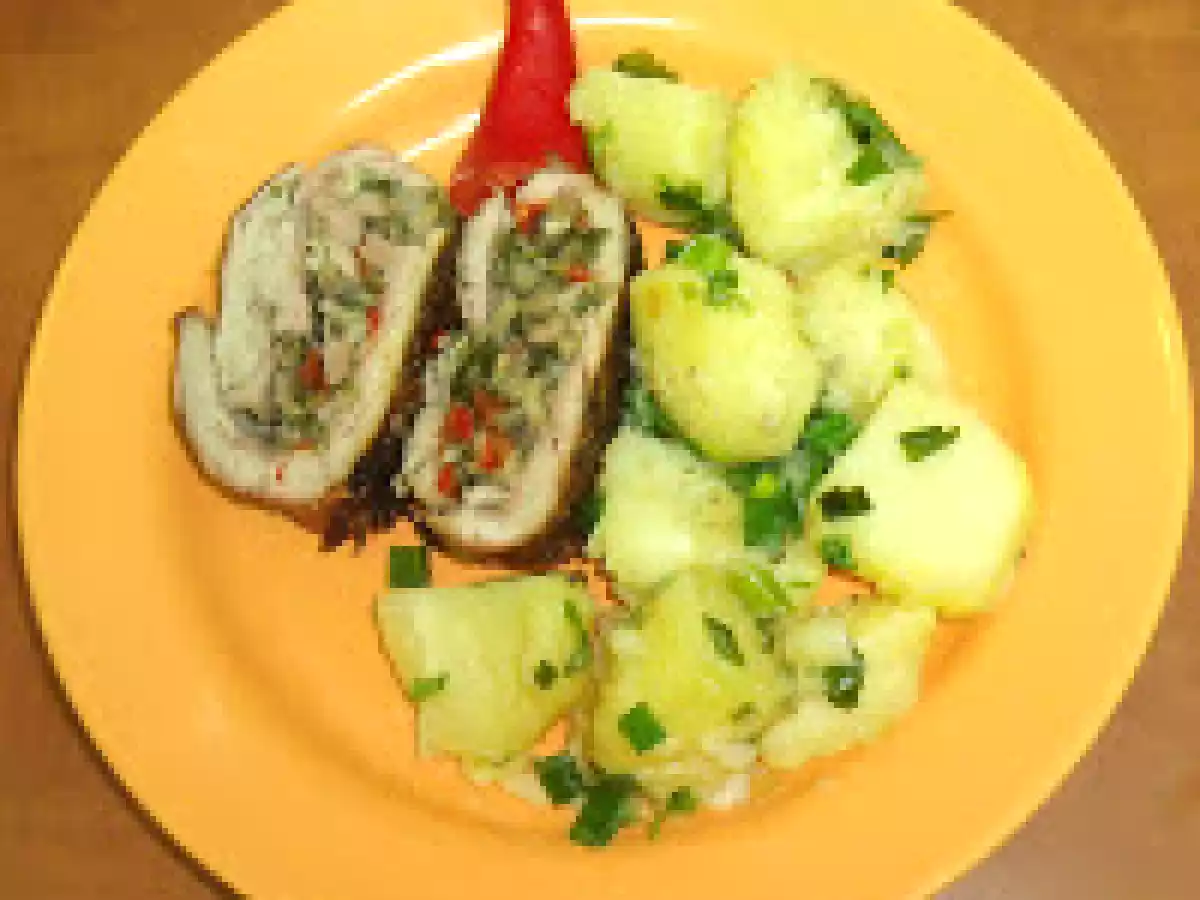 Muschiulet de porc umplut si garnitura de cartofi noi (2 persoane) - poza 2