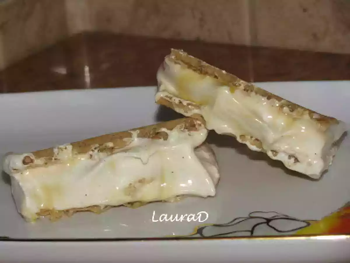 Napolitane cu crema alba de vanilie pufoasa si crocanta - poza 7