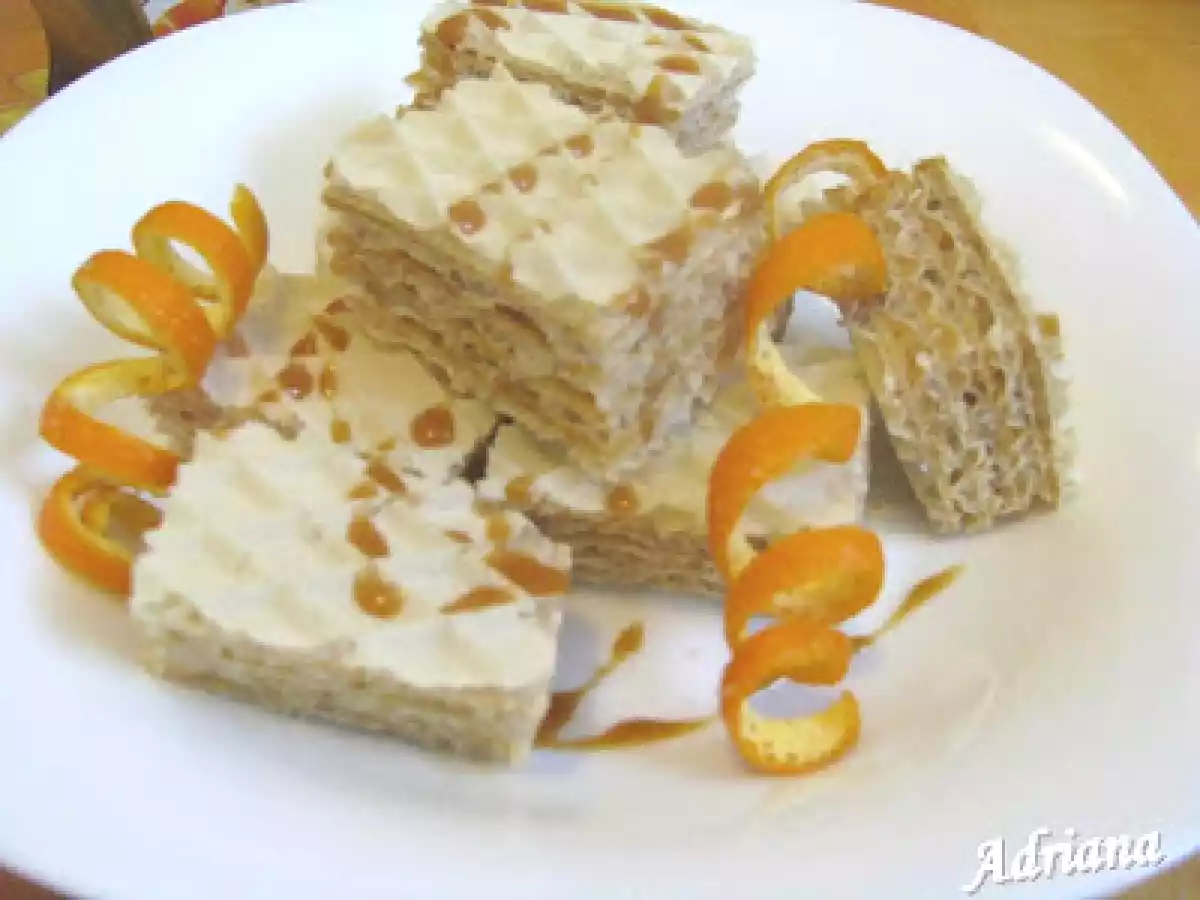 Napolitane cu crema de zahar ars si nuca