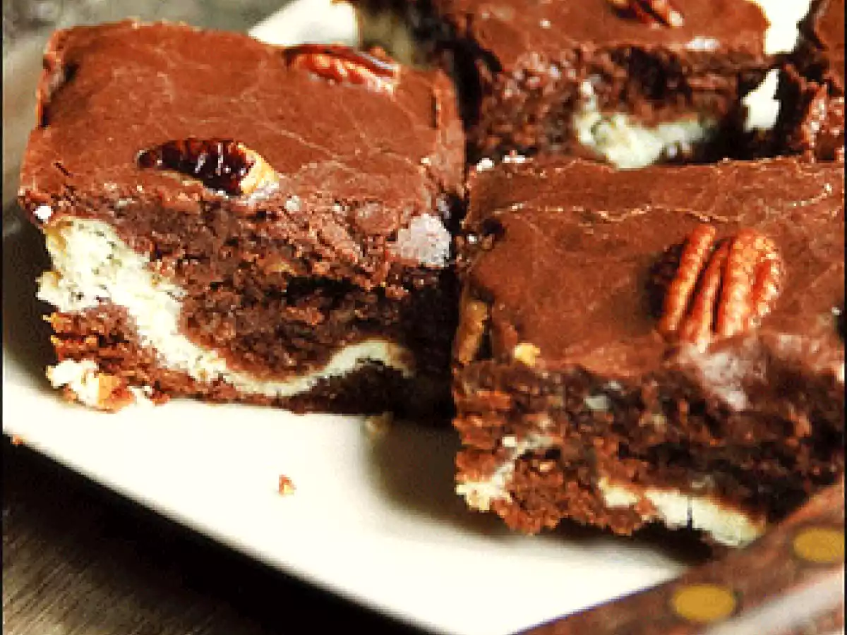 Negresa cu ciocolata si glazura