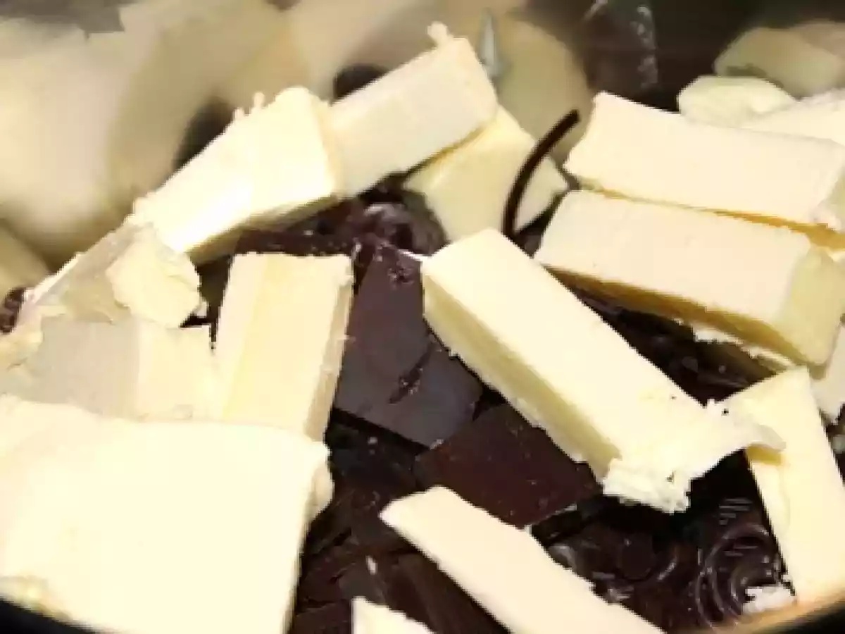 Negresa cu inima de cocos - poza 2