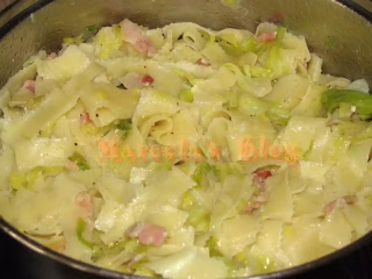 Noodles cu varza si bacon - poza 2