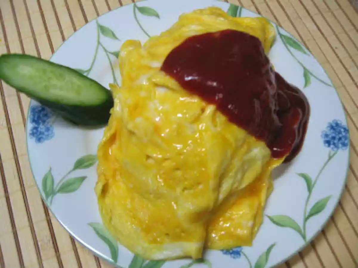 Omleta cu orez (Omu raisu)