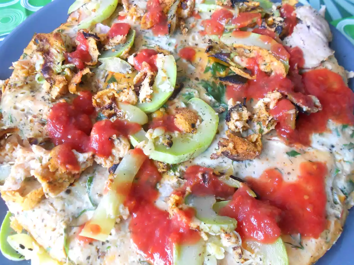 Omleta cu sos de rosii