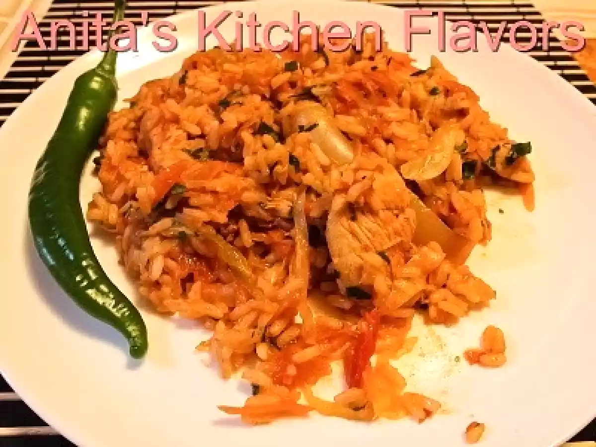 Orez chinezesc cu pui