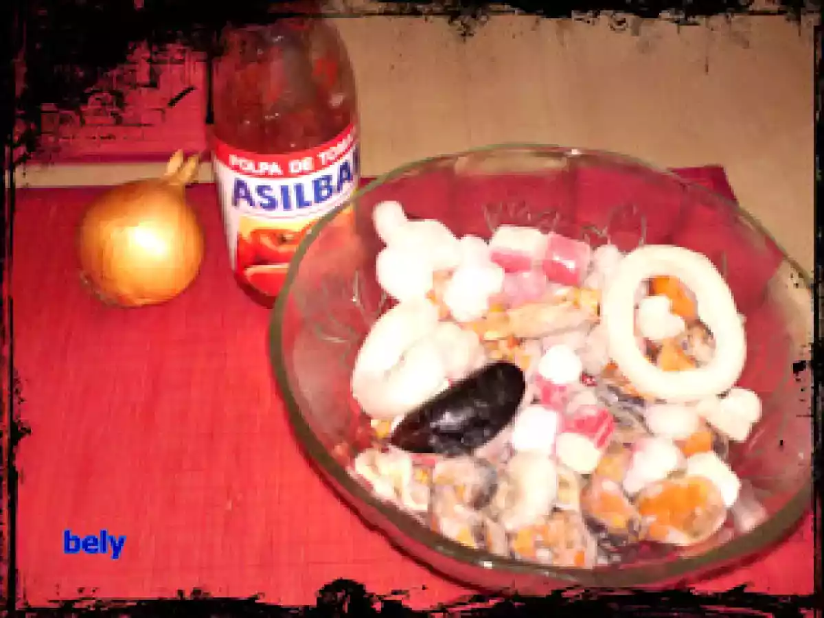 Orez cu cocktail din fructe de mare(Arroz de marisco)