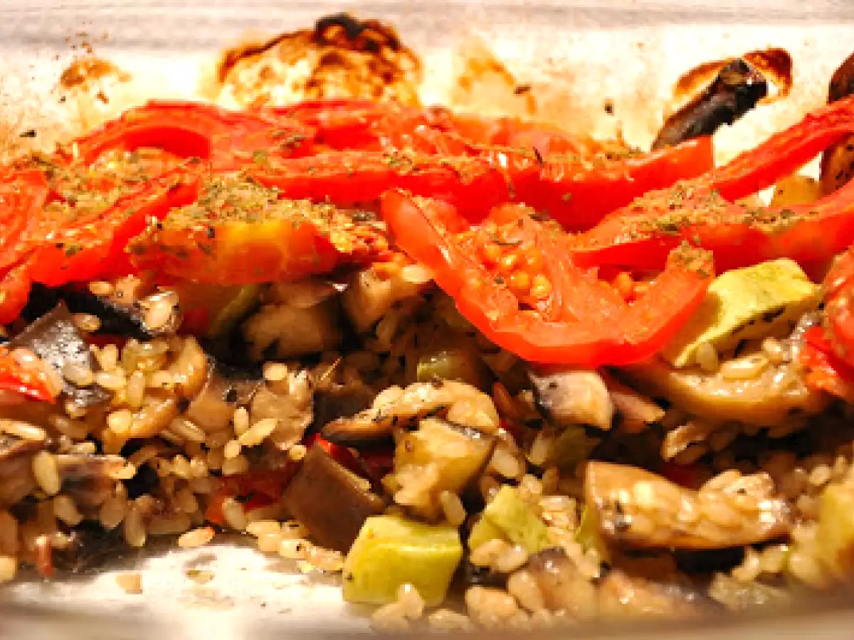 Orez cu legume la cuptor