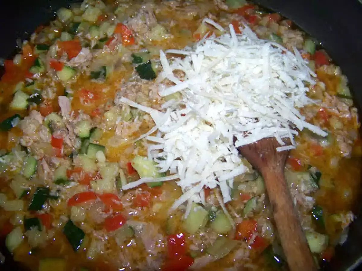 Orez cu legume si ton