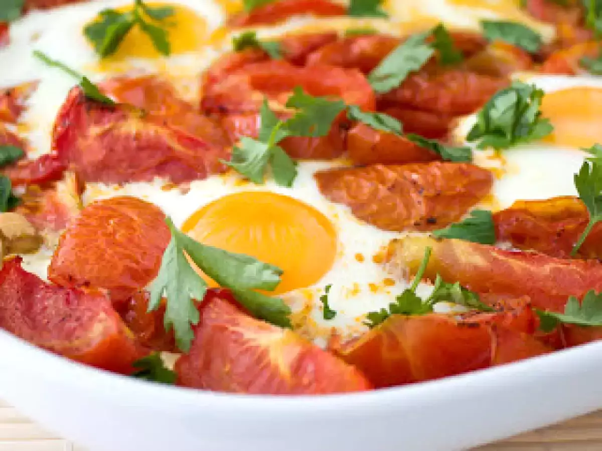 Oua cu rosii la cuptor - poza 2