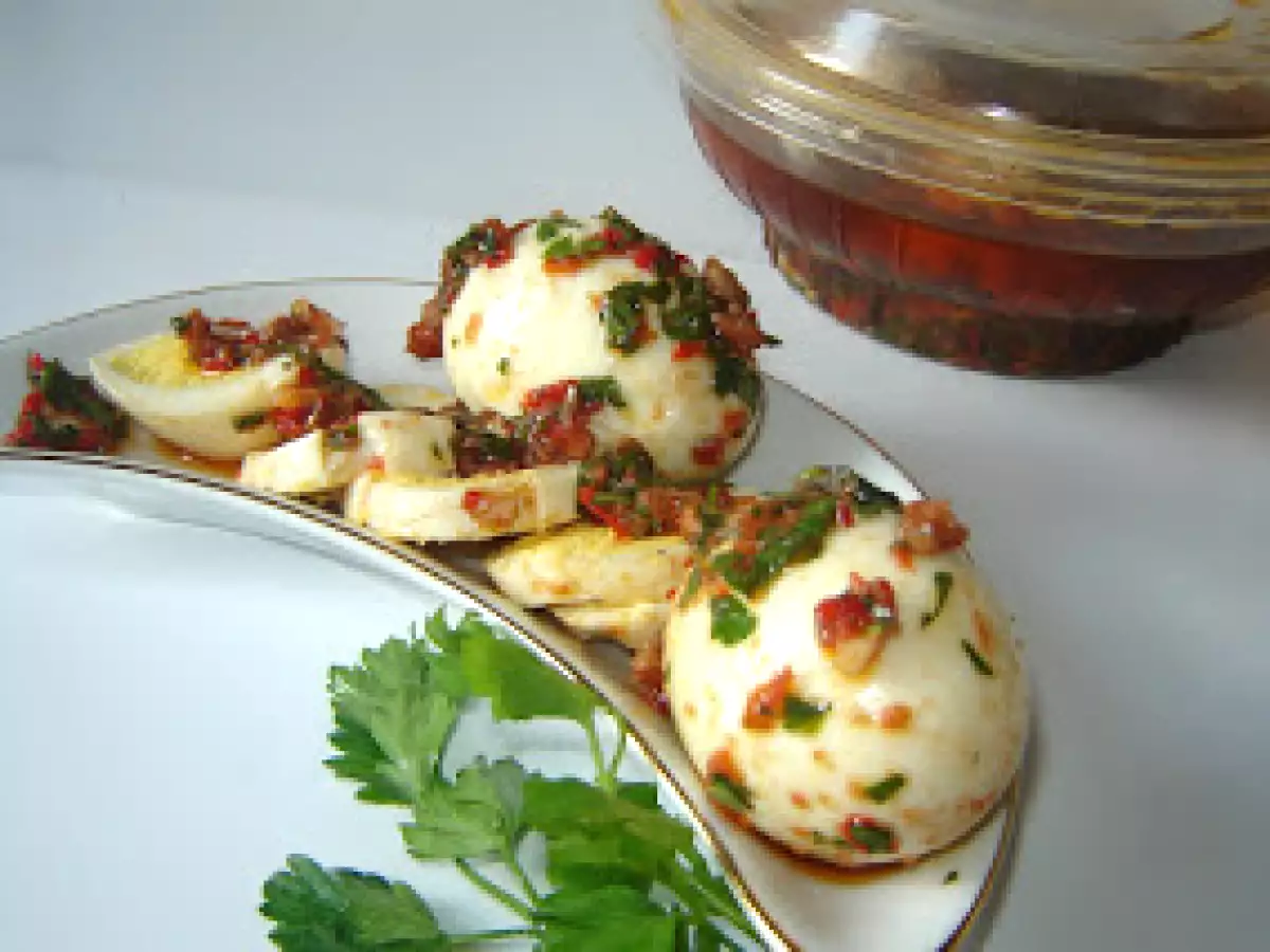 Oua marinate - poza 2