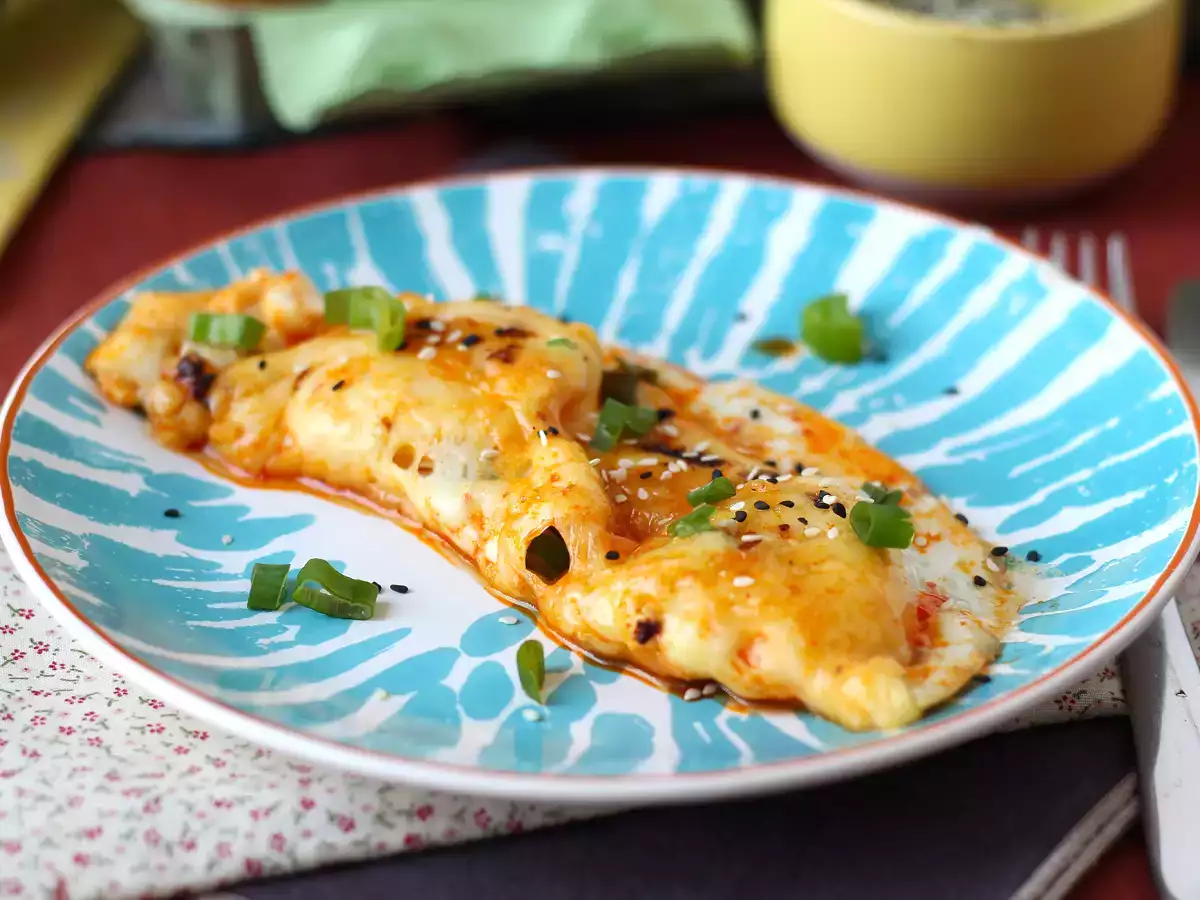 Ouă prăjite cu miere și mozzarella, micul dejun expres dulce, sărat și picant! - poza 3