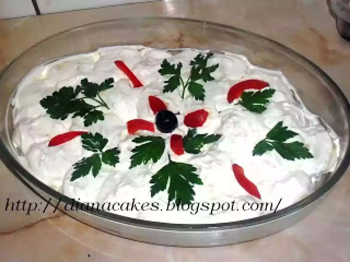 Oua umplute cu pateu si smantana - poza 2