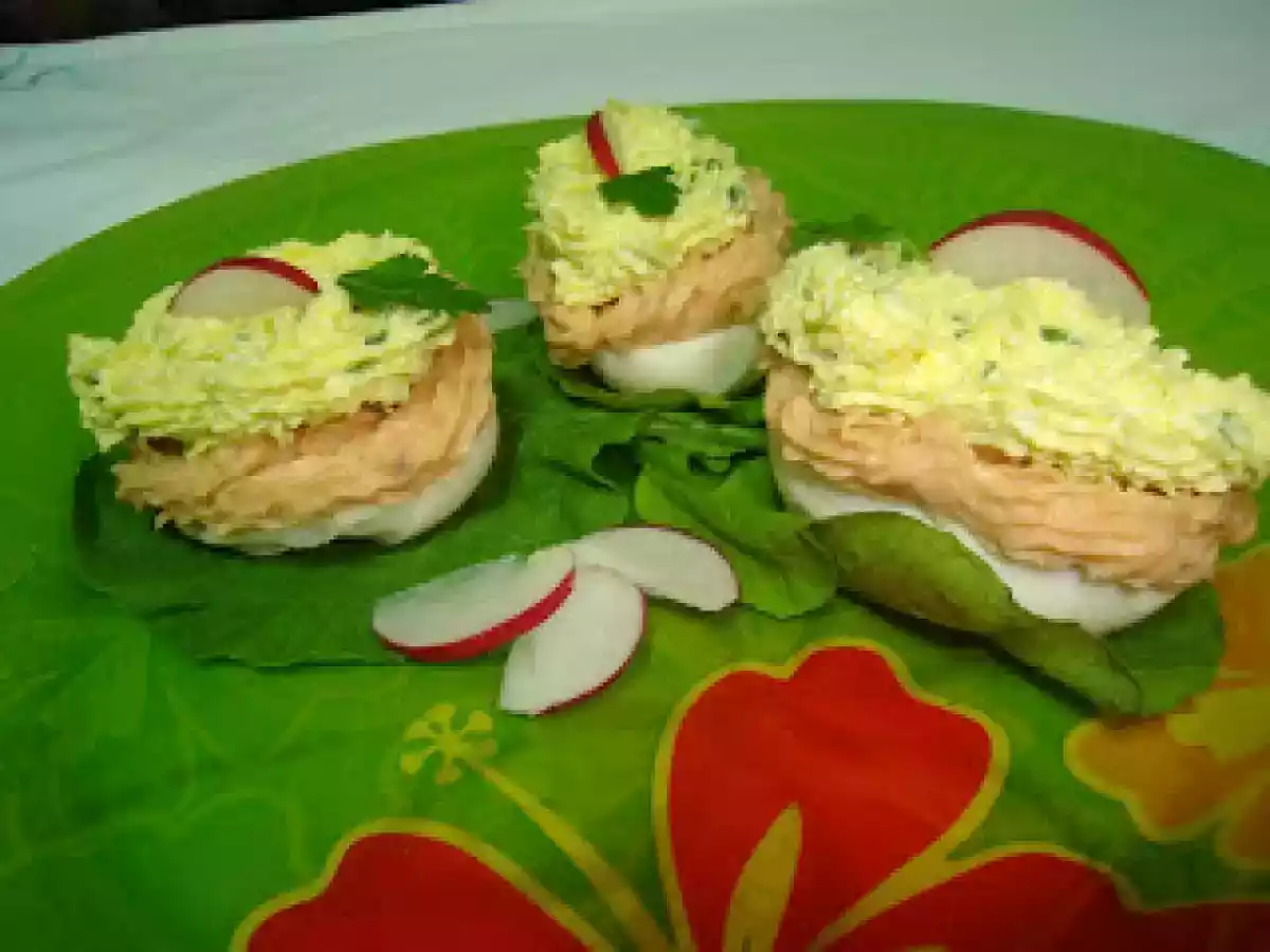 Oua umplute cu somon - poza 2