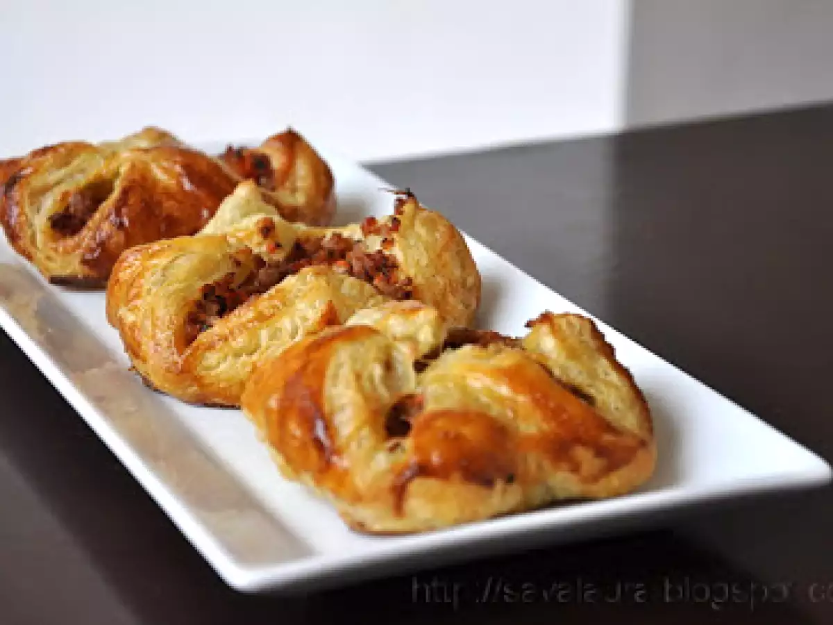 Pachetele cu umplutura de carne si morcovi - poza 2