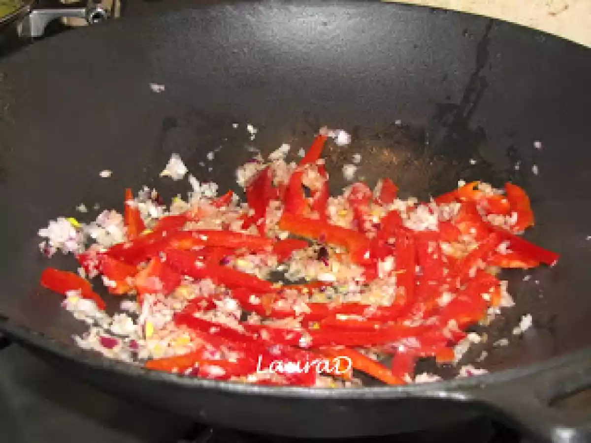 Paella cu creveti si mazare - poza 2