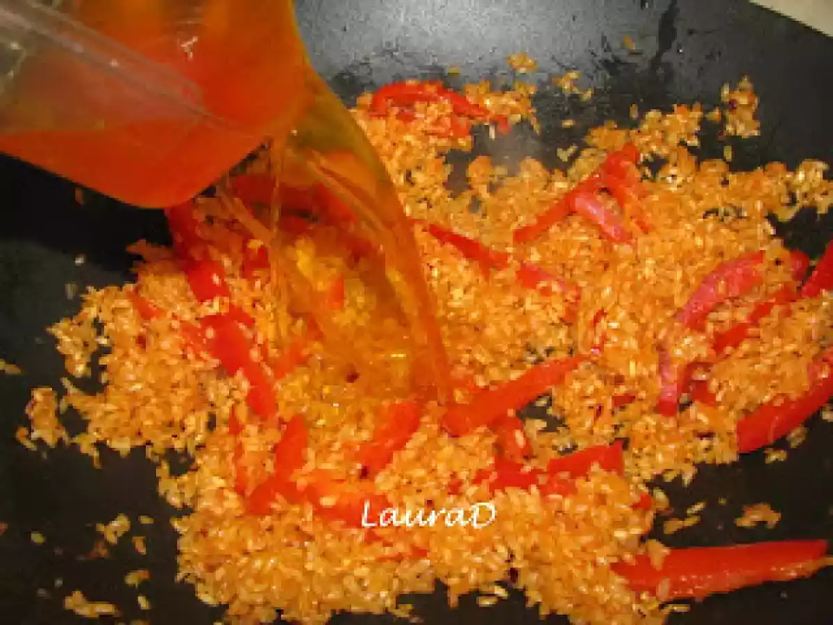 Paella cu creveti si mazare - poza 5