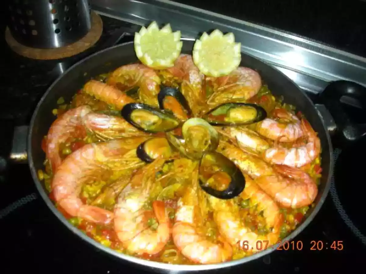 Paella cu fructe de mare - poza 2