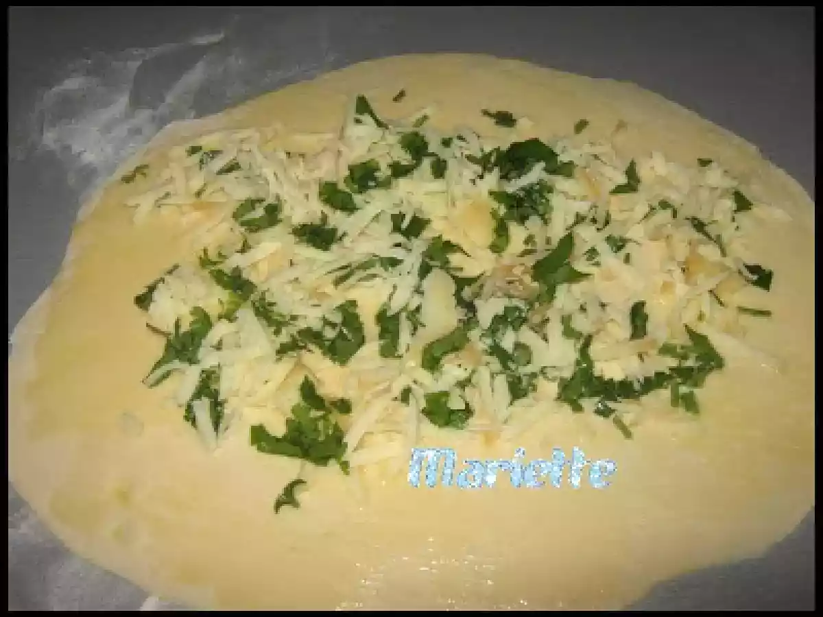 Paine cu cascaval & placinte cu ciuperci - poza 10