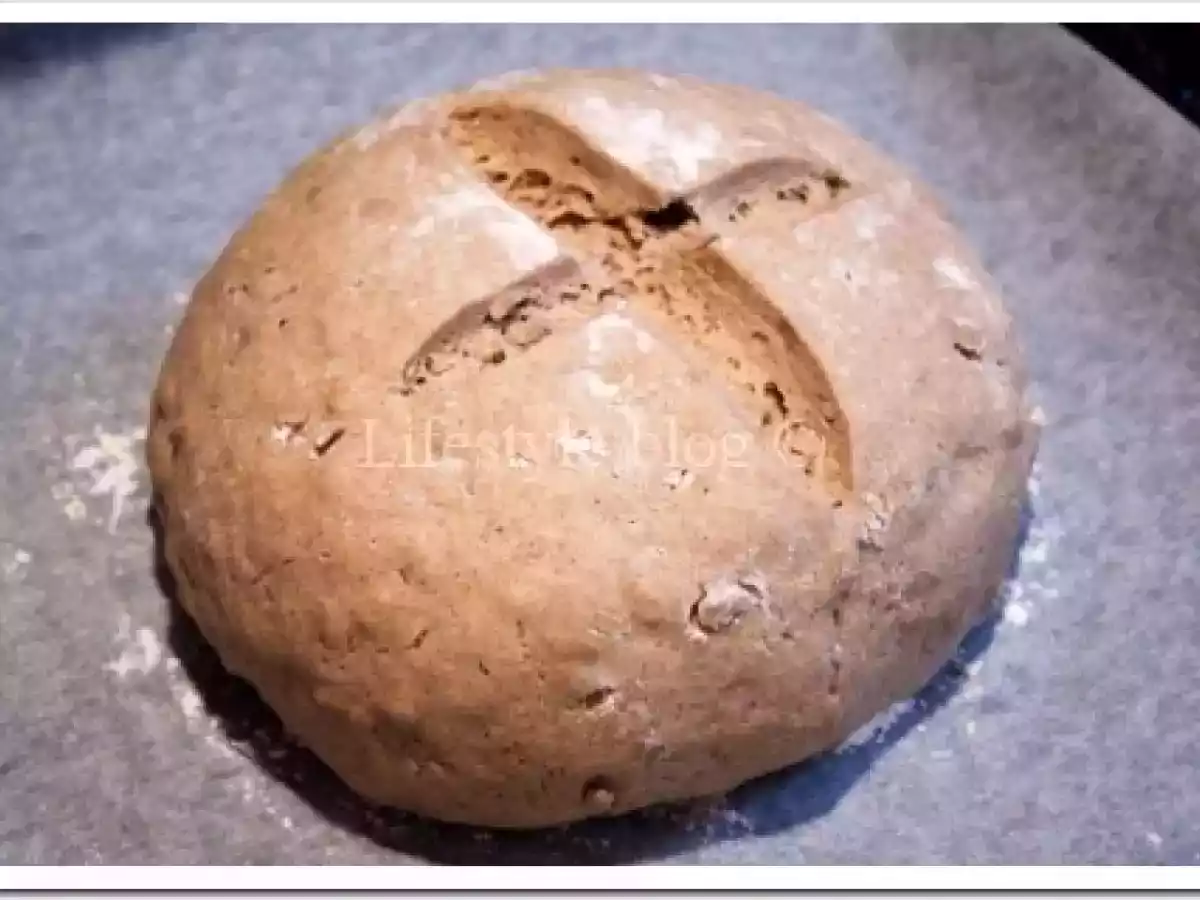 Paine cu secara si seminte de floarea soarelui - poza 4