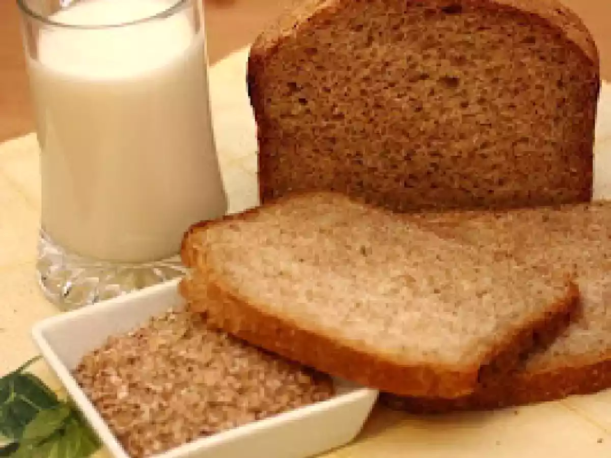 Paine cu tarate si iaurt