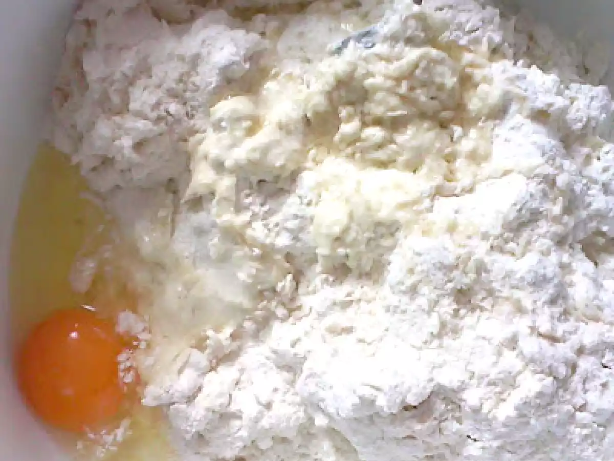 Paine de casa la tava - reteta traditionala romaneasca - poza 4