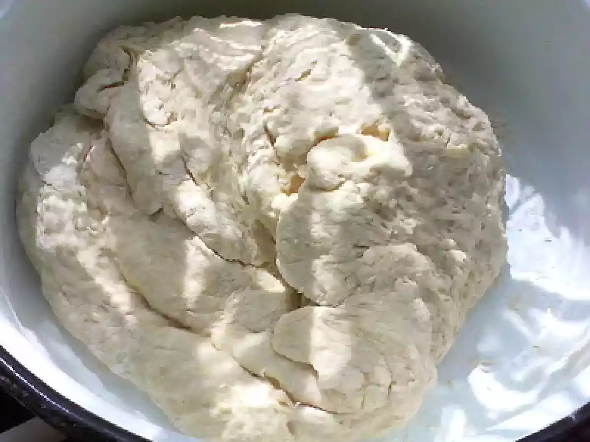 Paine de casa la tava - reteta traditionala romaneasca - poza 5