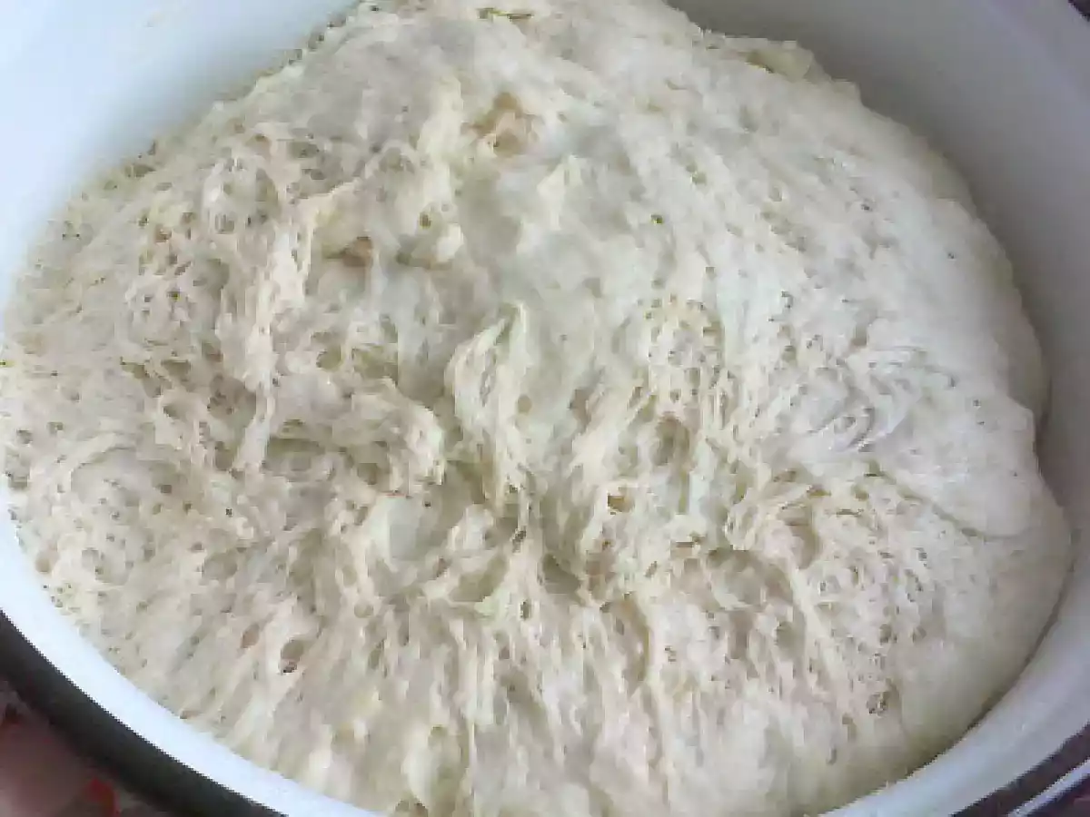 Paine de casa la tava - reteta traditionala romaneasca - poza 6