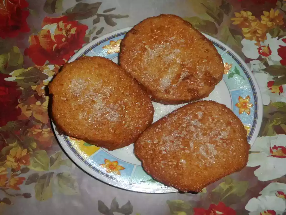 Paine prajita cu ou si lapte