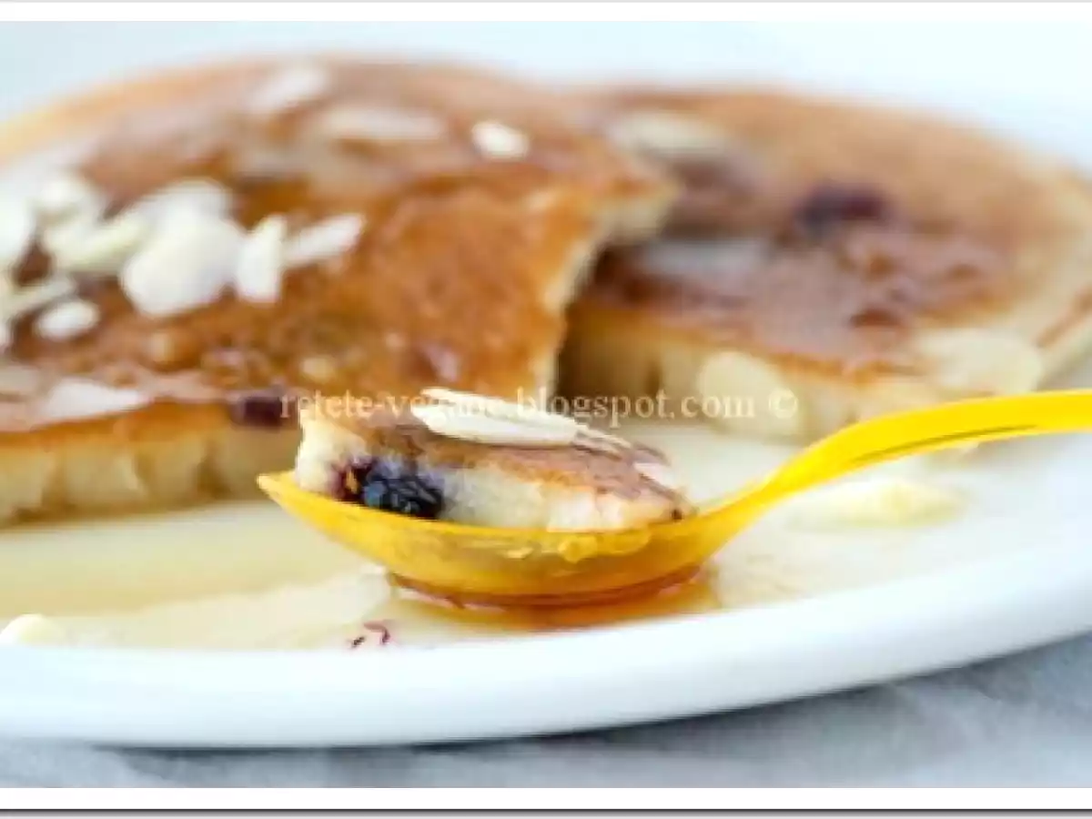 Pancakes cu drojdie - poza 7