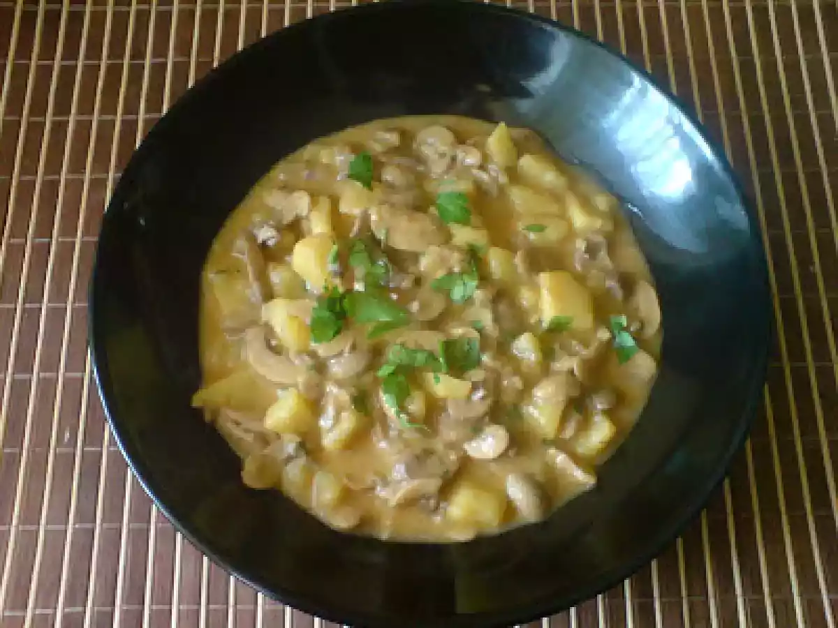 Papricas cu ciuperci