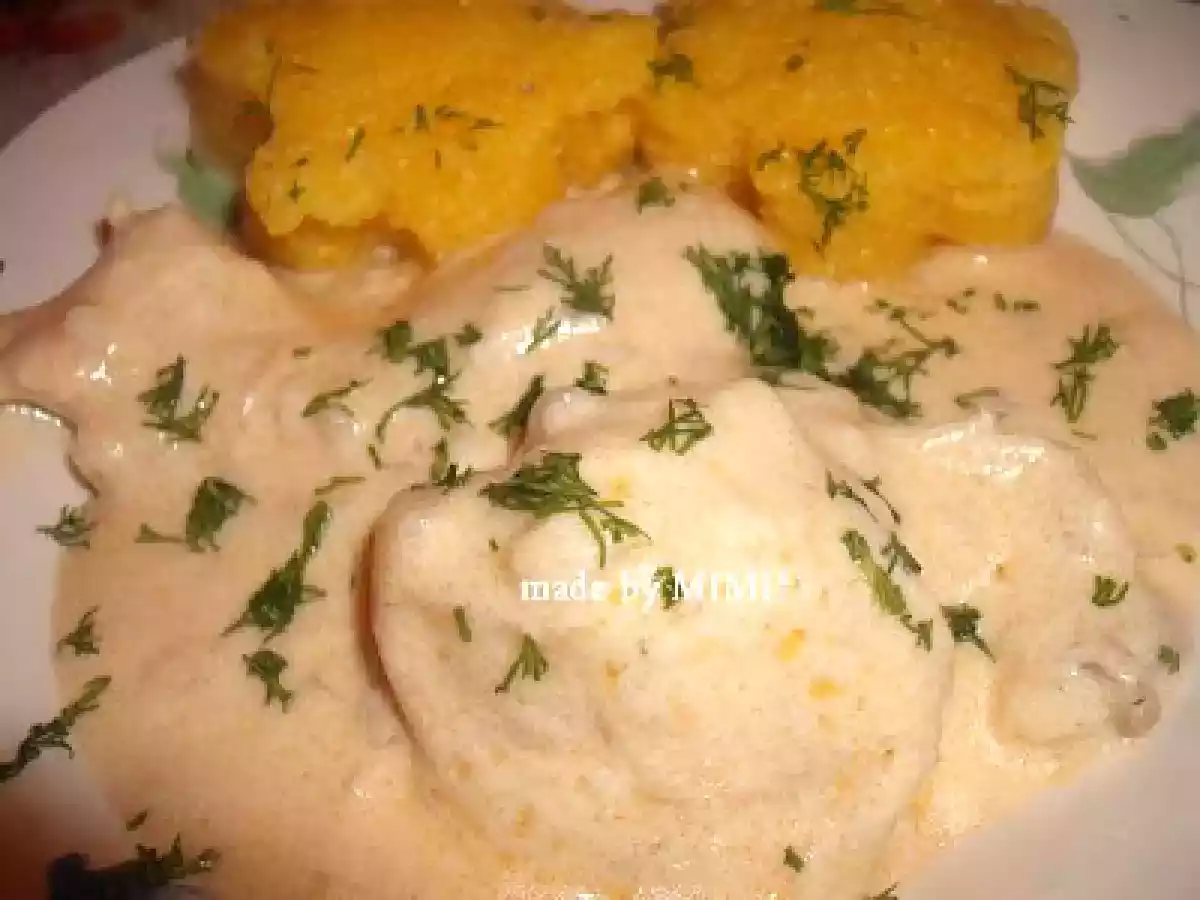 PAPRICAS DE PUI CU SMANTANA