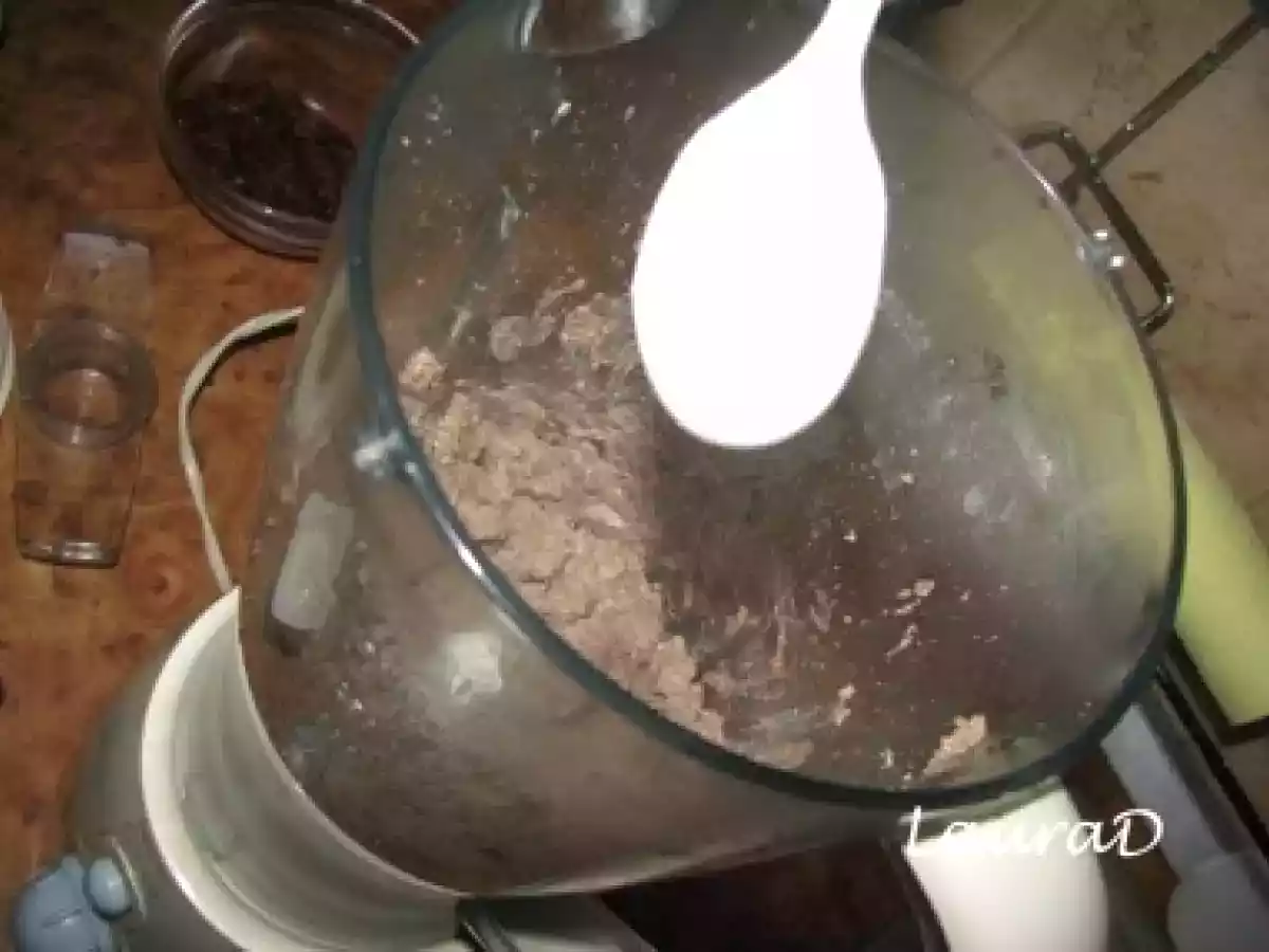 Parfait de ficat de pui cu stafide si vin dulce - poza 3