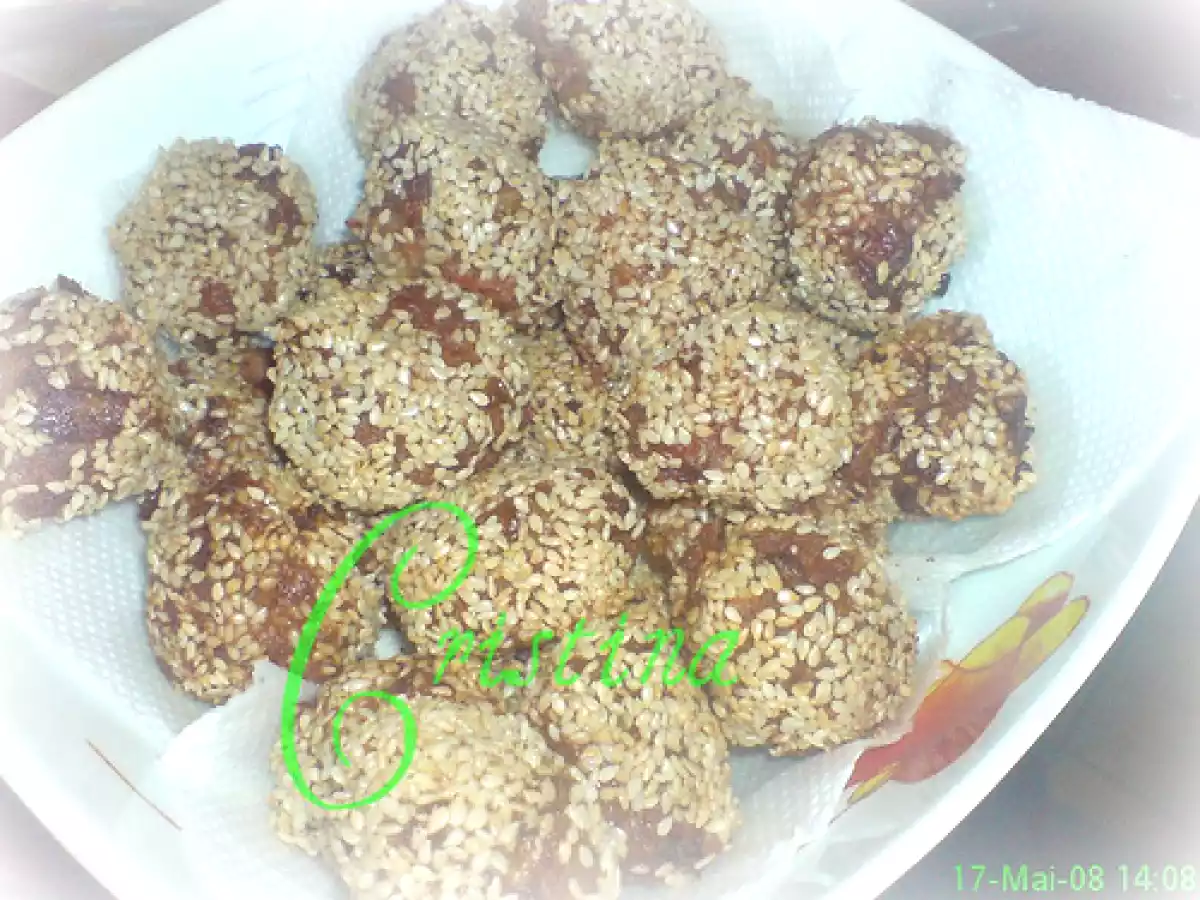 Parjoale cu crusta de susan sau mac - poza 3