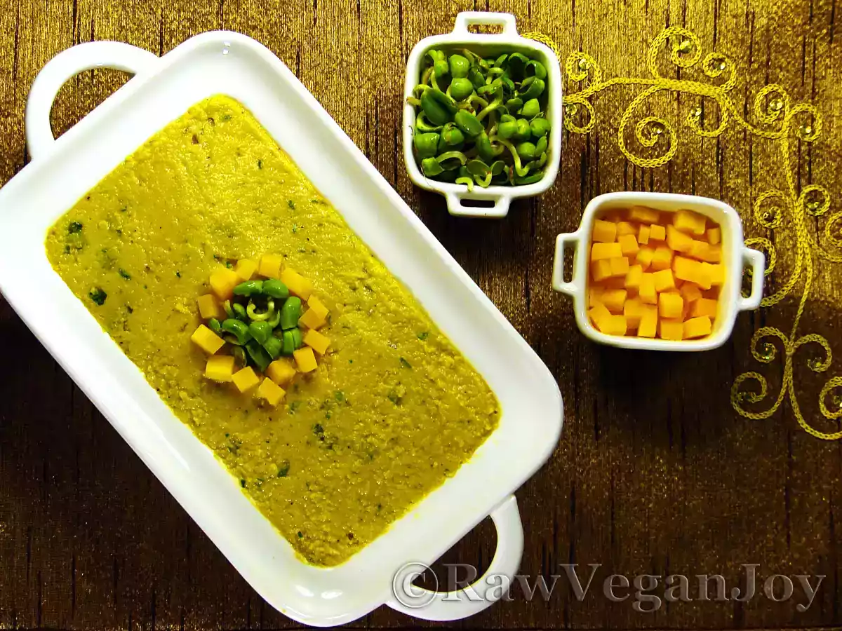 Pasta picanta din dovleac si avocado (raw vegan)