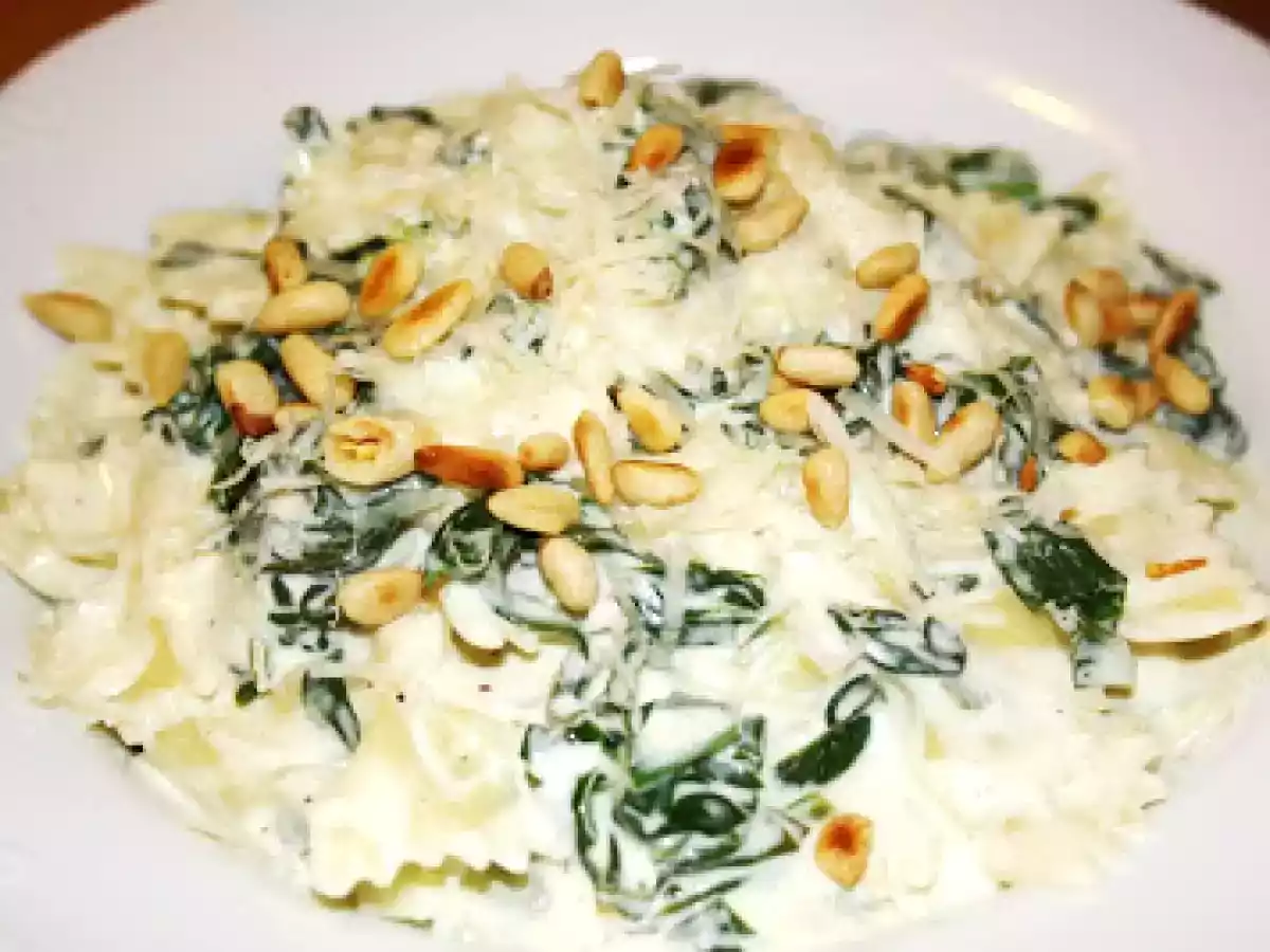 Paste cremoase cu spanac