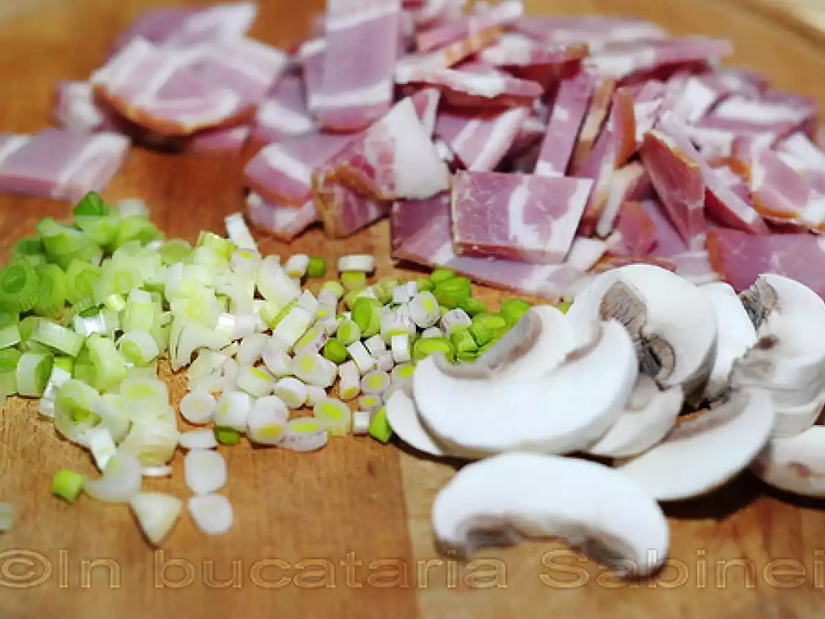 PASTE CU BACON SI CIUPERCI - poza 2