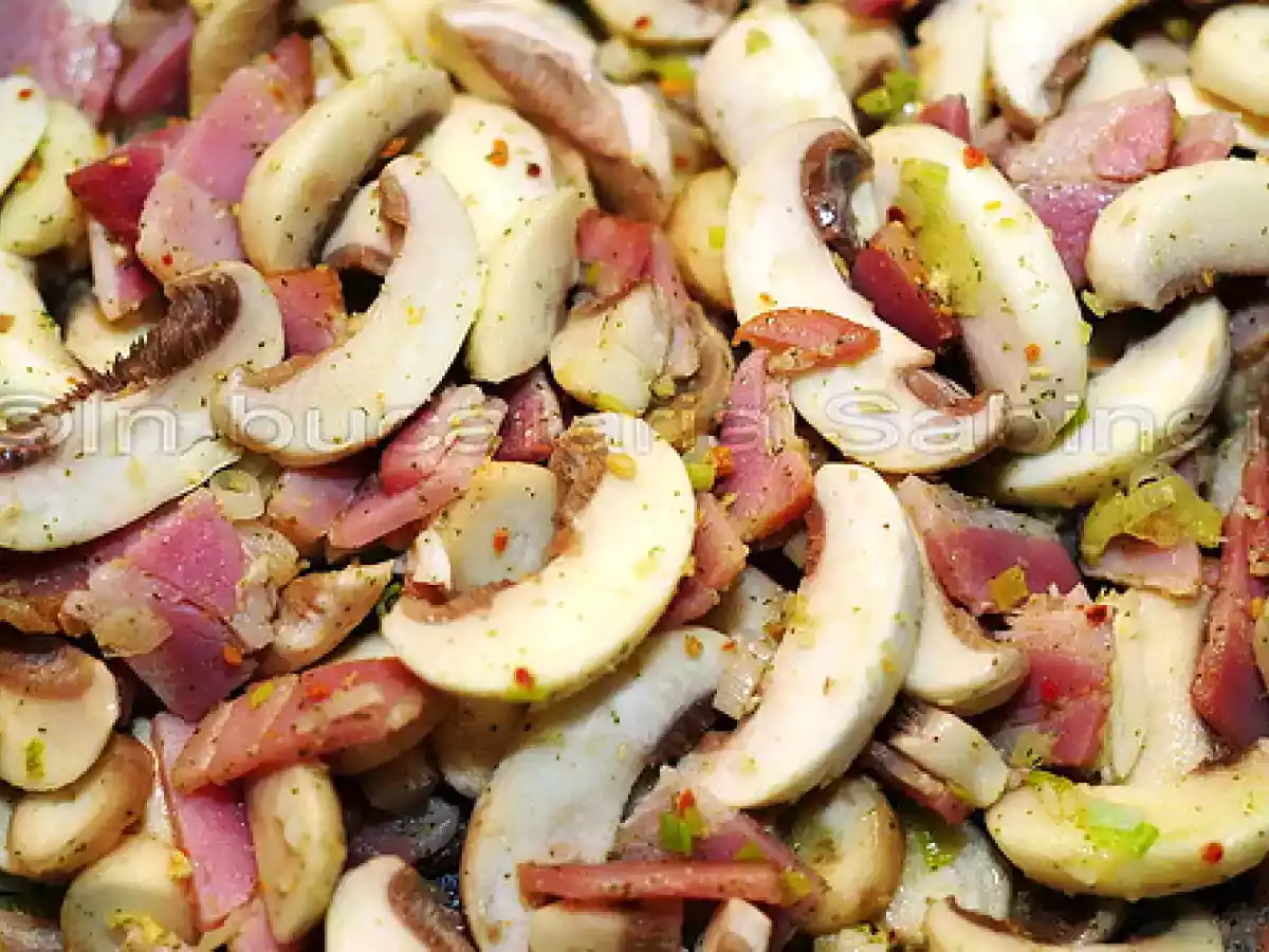 PASTE CU BACON SI CIUPERCI - poza 3