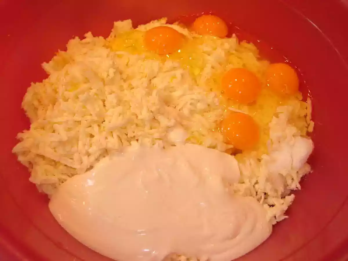 Paste cu branza si stafide - poza 3