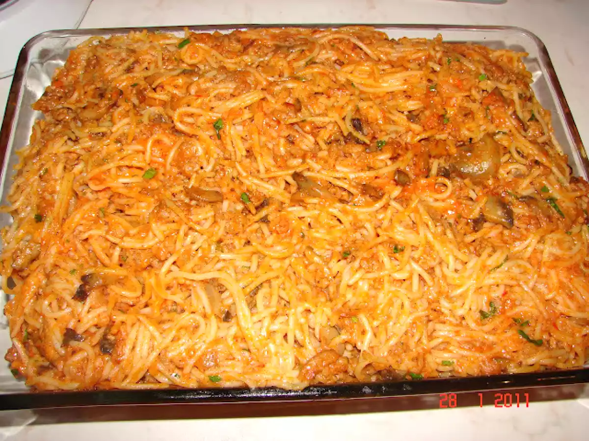 Paste cu carne tocata